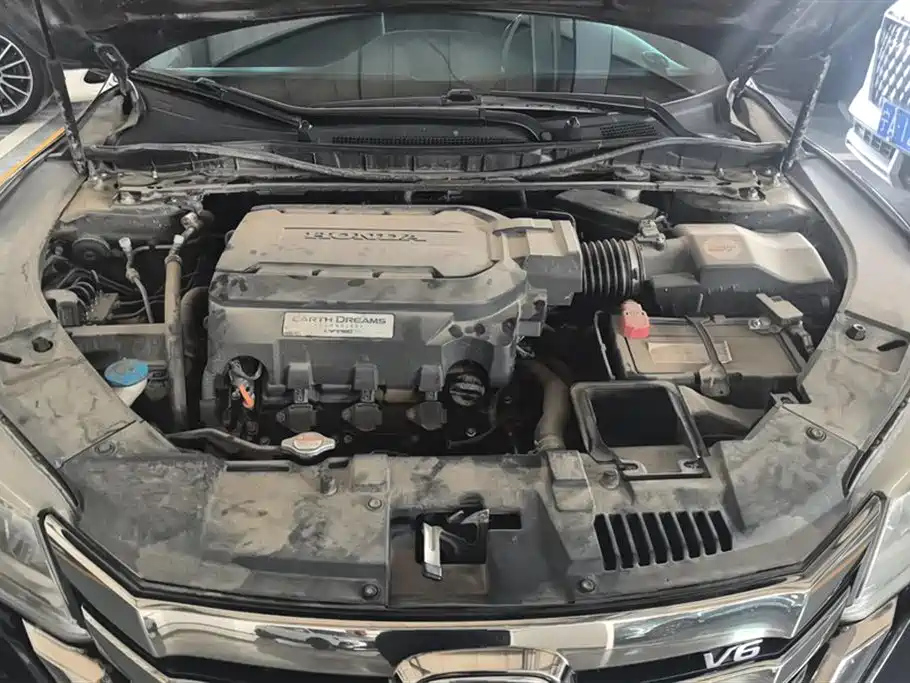 HONDA ACCORD 2015