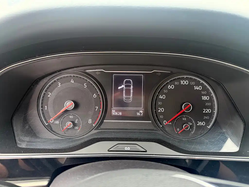 VOLKSWAGEN PASSAT 2019