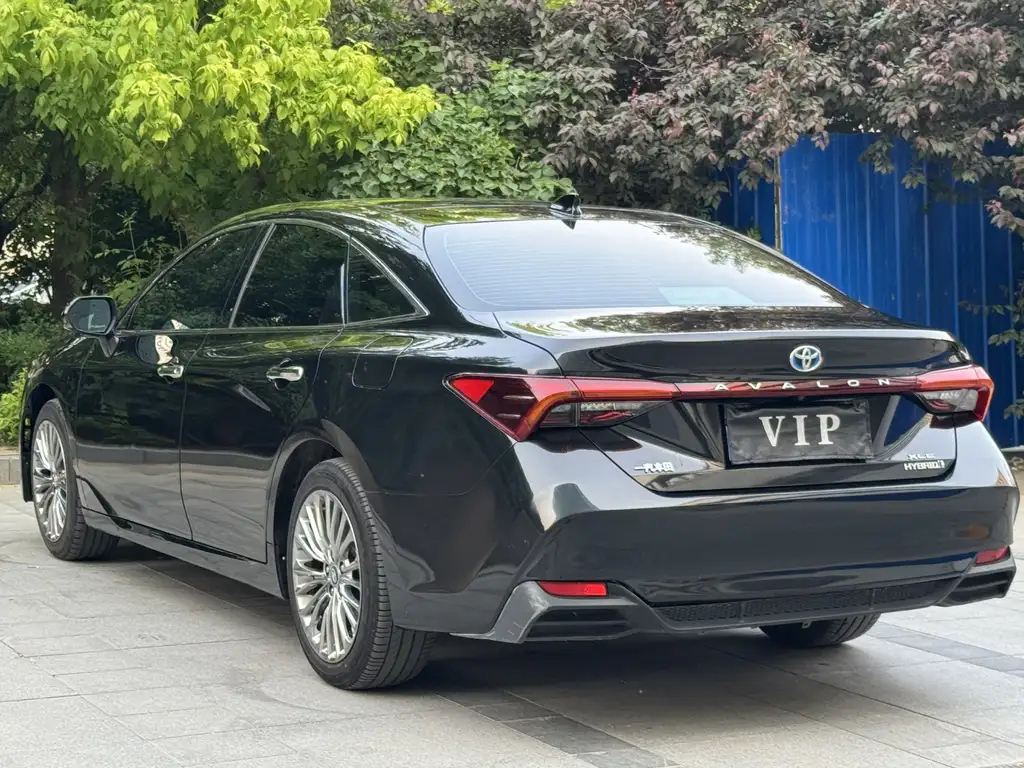 TOYOTA AVALON 2019