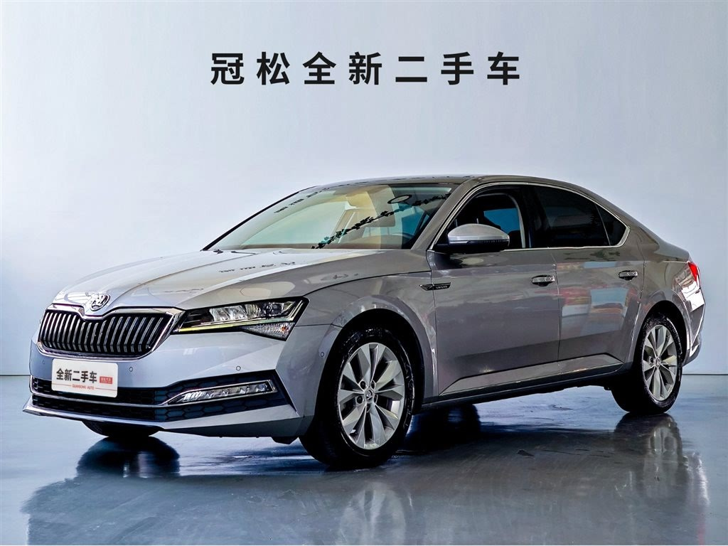SKODA SUPERB 2019