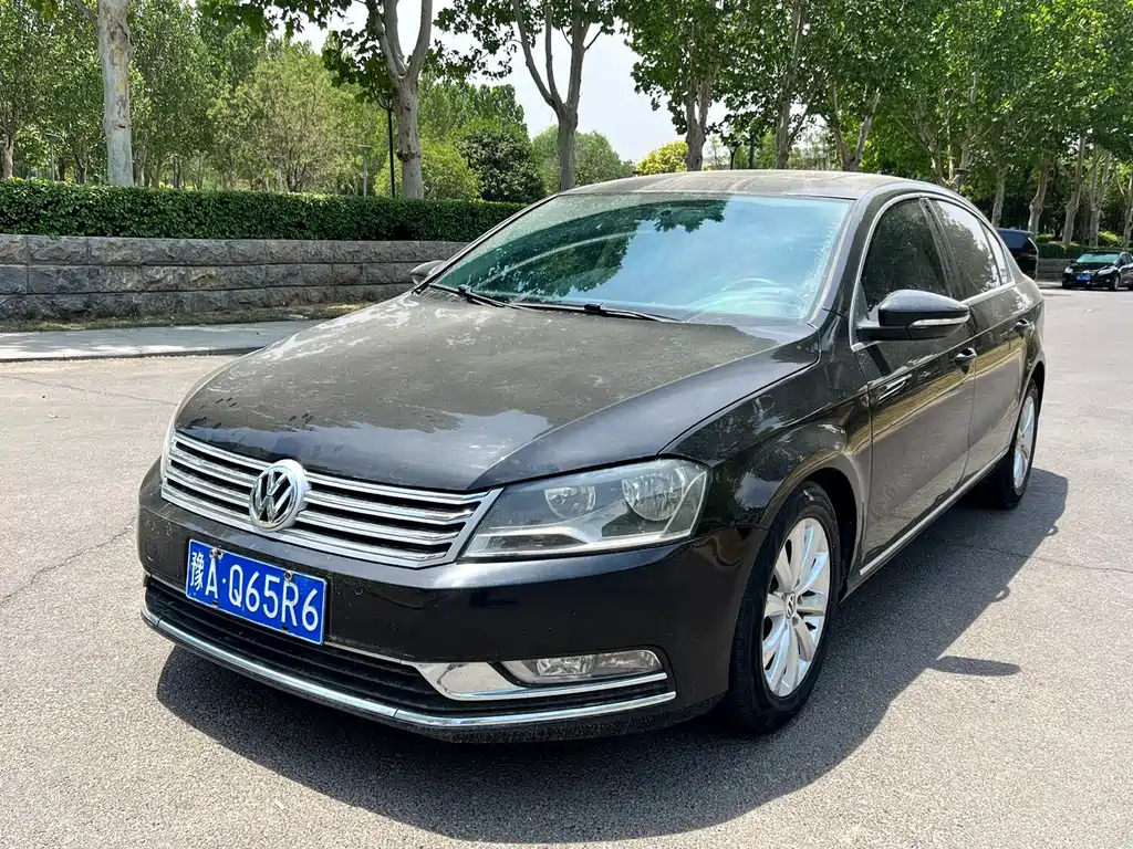 VOLKSWAGEN MAGOTAN 2015