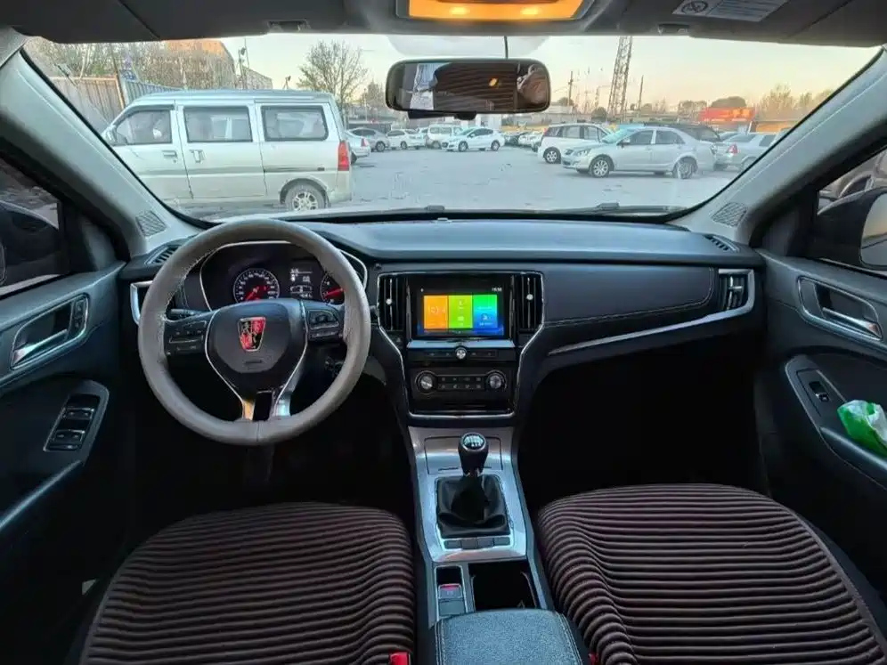 ROEWE RX5 2016
