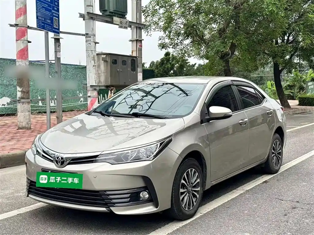 TOYOTA COROLLA 2017