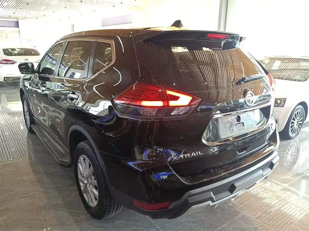 NISSAN X-TRAIL 2021
