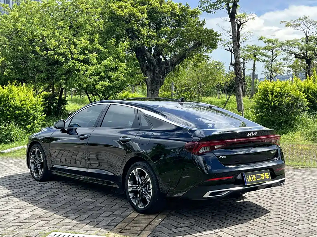 KIA K5 2021