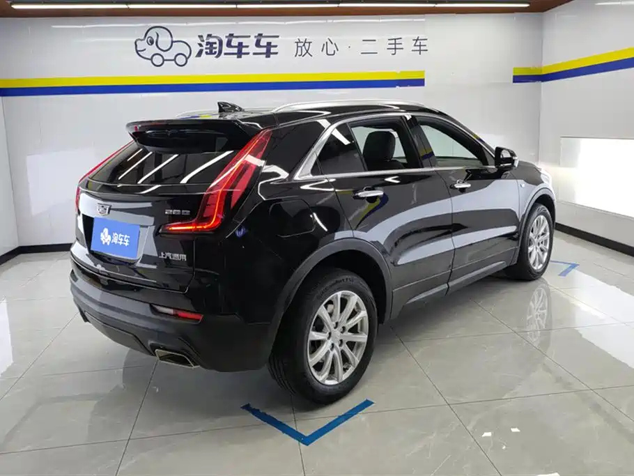 CADILLAC XT4 2022