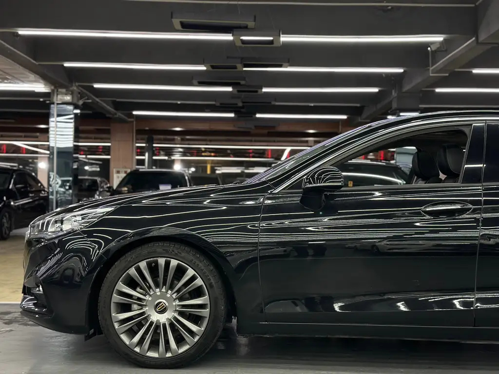 HONGQI H5 2019