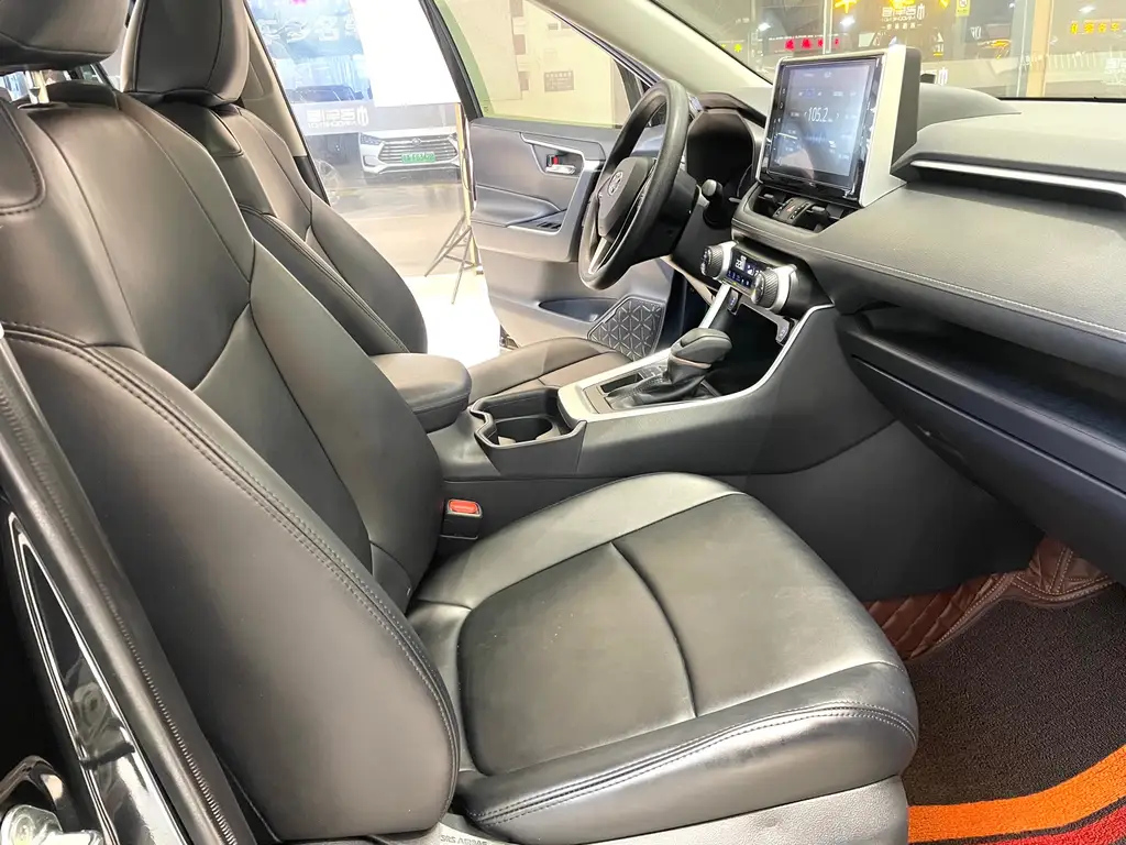 TOYOTA RAV4 RONGFANG 2020