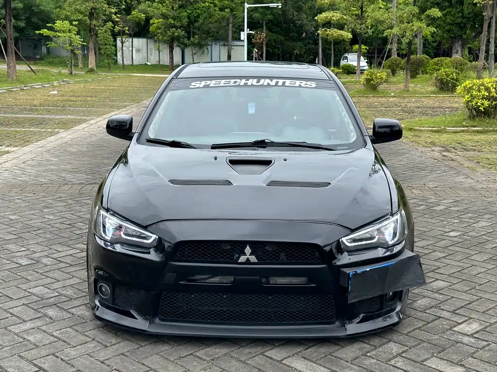MITSUBISHI LANCER EX 2010
