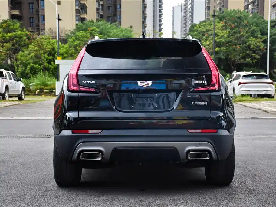 CADILLAC XT4 2021