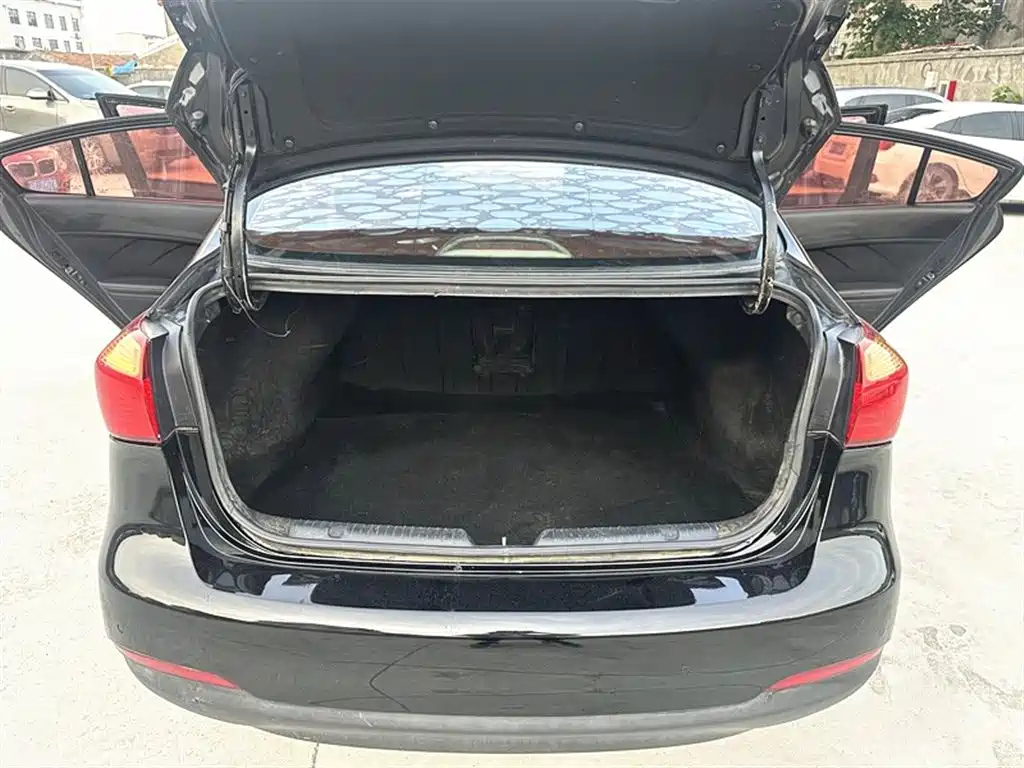 KIA K3 2013