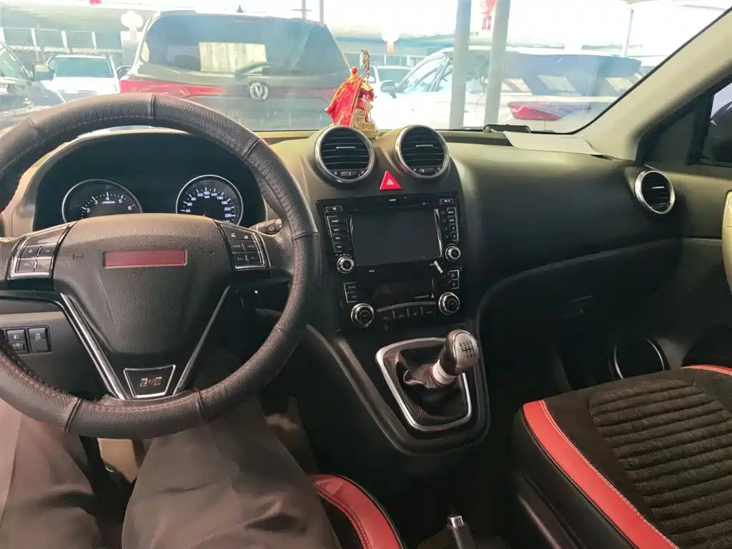 HAVAL H6 2015