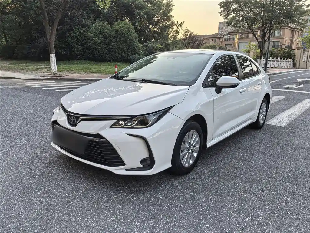 TOYOTA COROLLA 2019