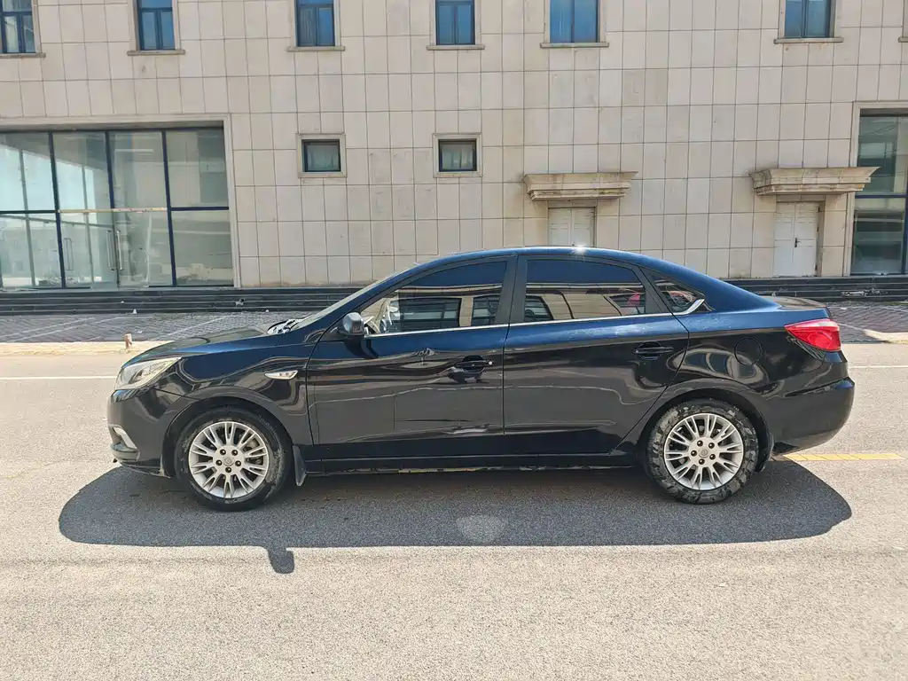 CHANGAN EADO 2012