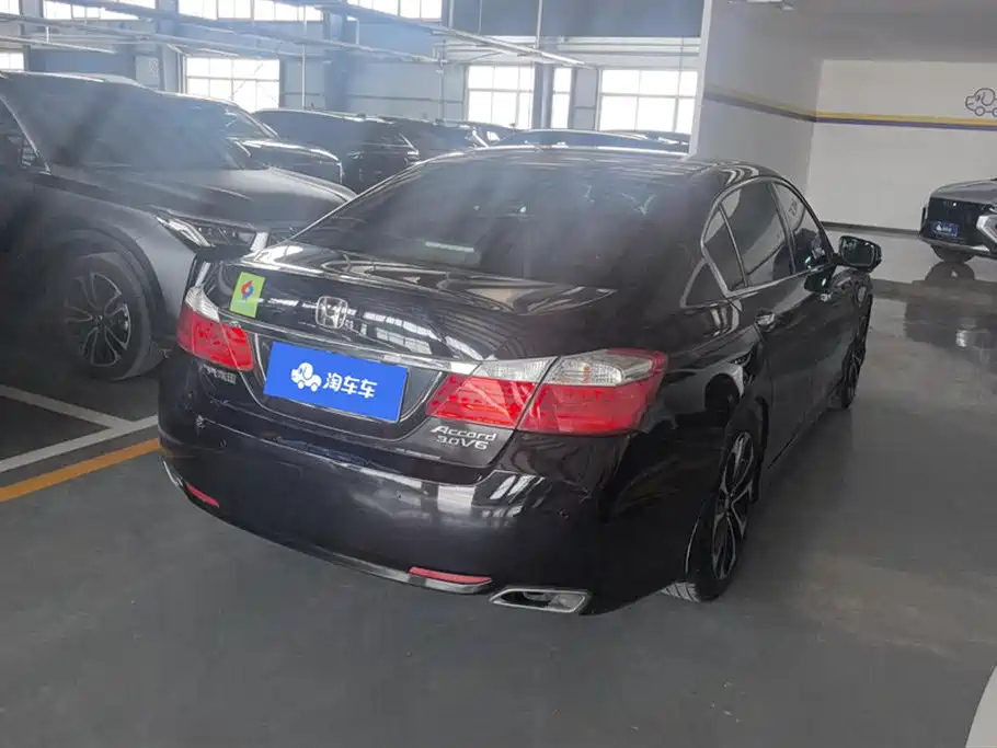 HONDA ACCORD 2015