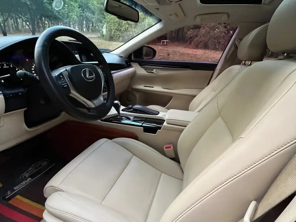 LEXUS ES 2014