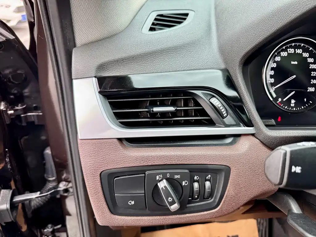 BMW X1 2021