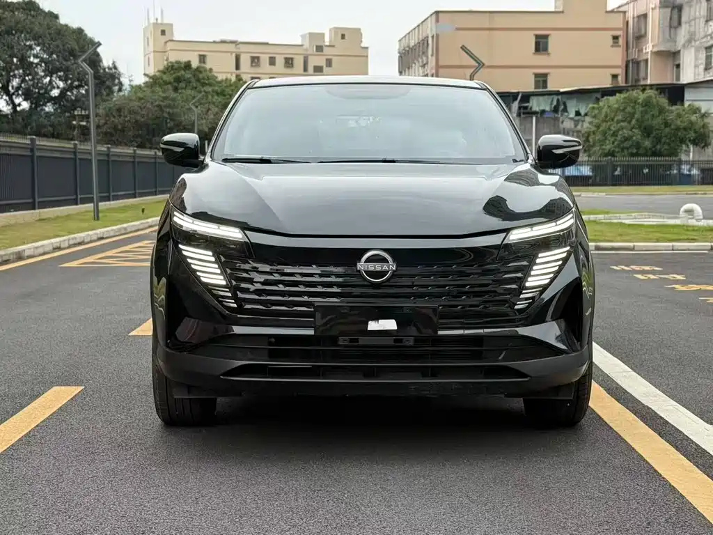 NISSAN QASHQAI 2025