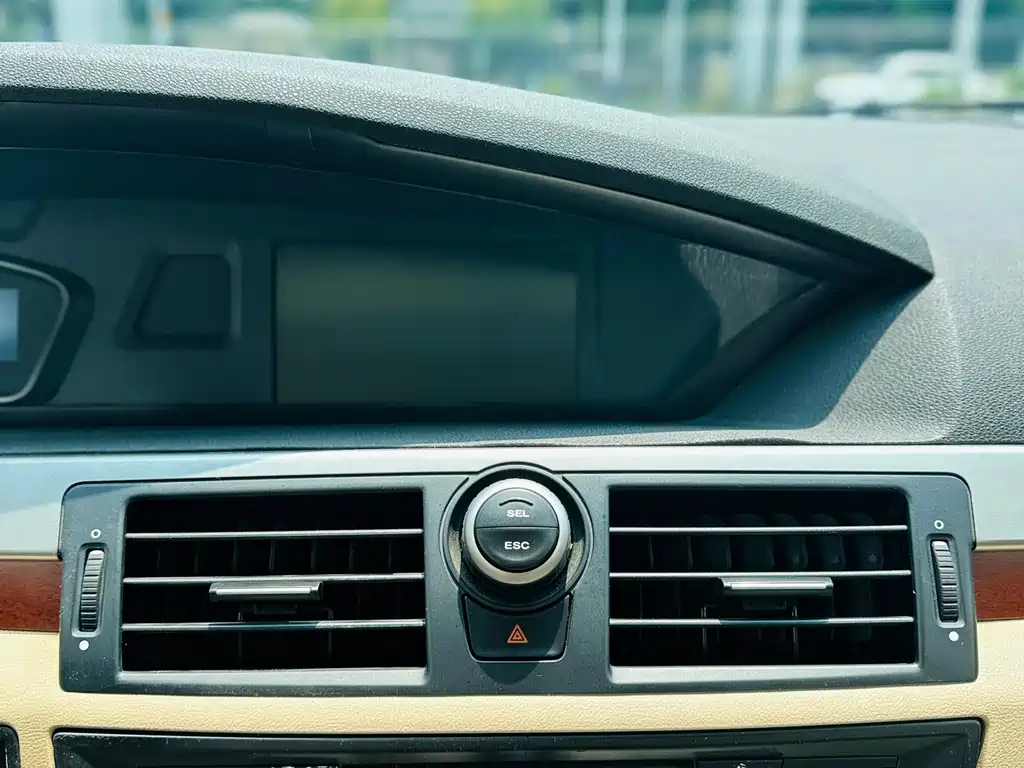 ROEWE 550 2011