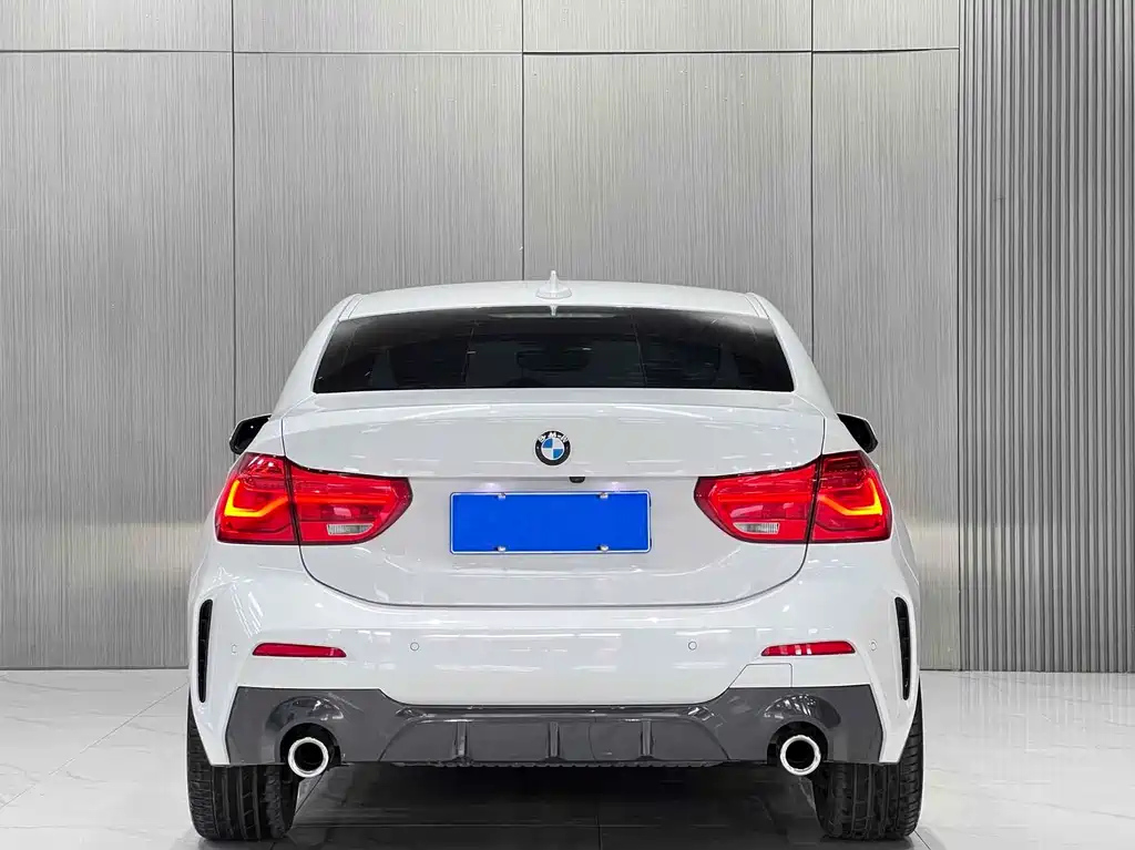 BMW 1-SERIES 2022