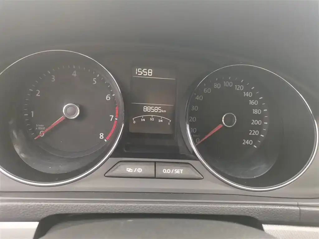 VOLKSWAGEN LAVIDA 2017