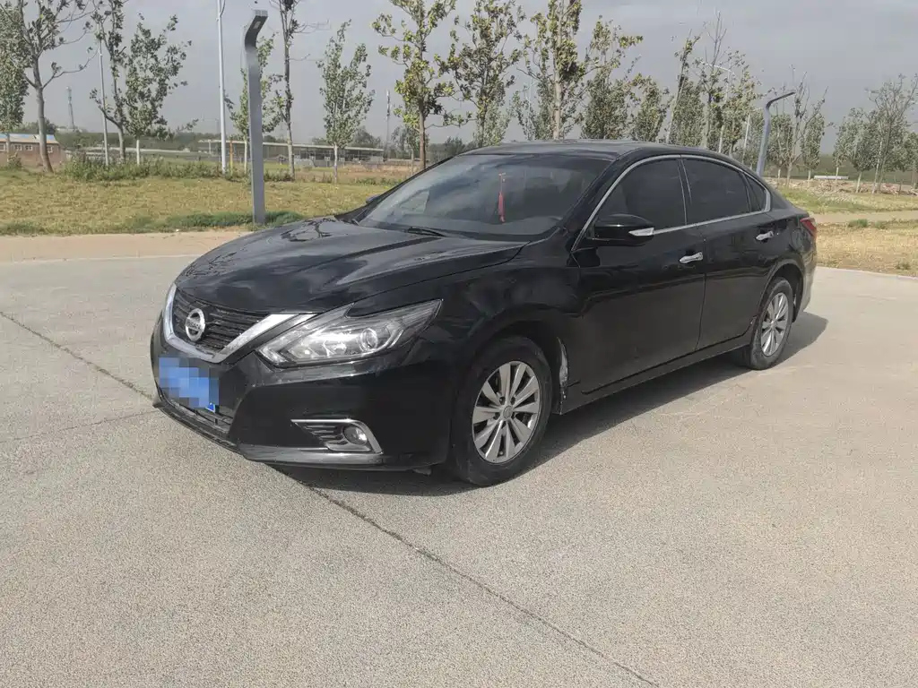 NISSAN TEANA 2016