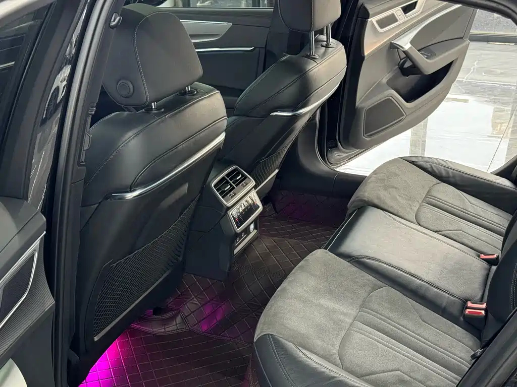 AUDI A6L 2024