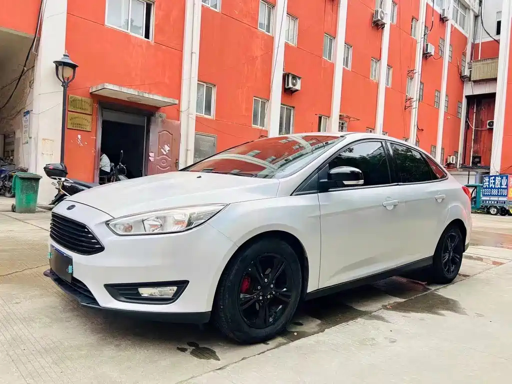 FORD FOCUS 2017