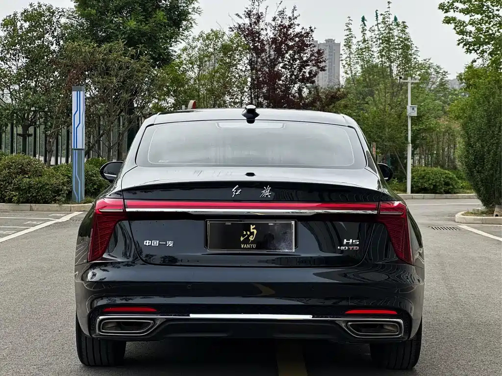 HONGQI H5 2024