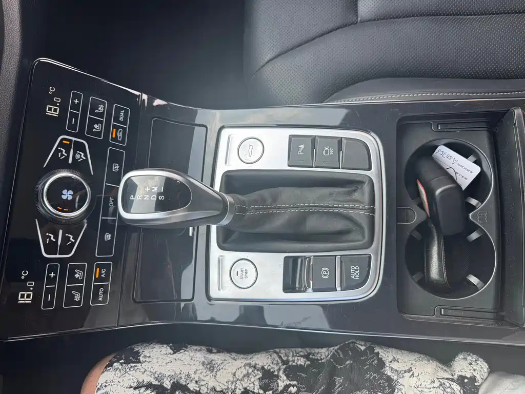 HONGQI H5 2019