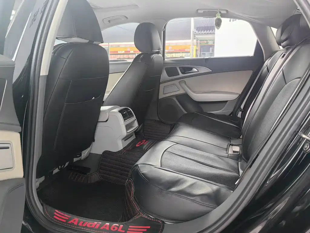 AUDI A6L 2015