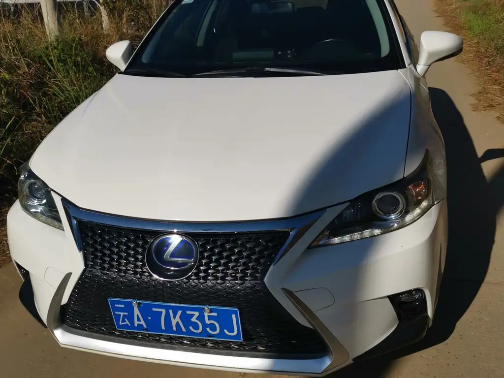 LEXUS CT