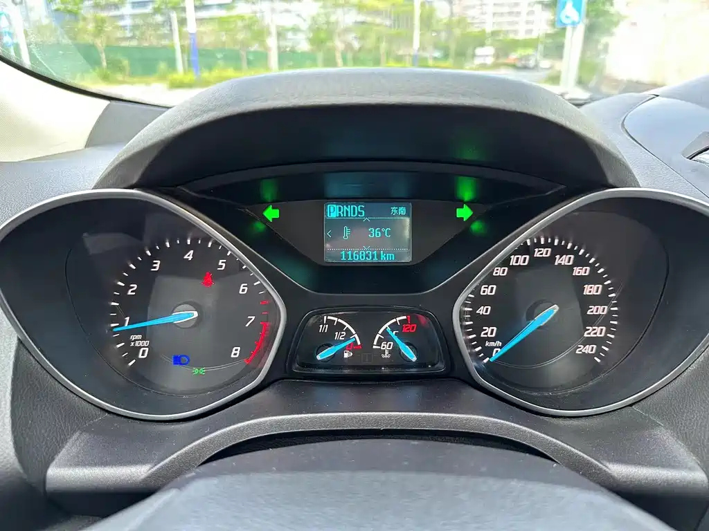FORD ESCAPE 2015