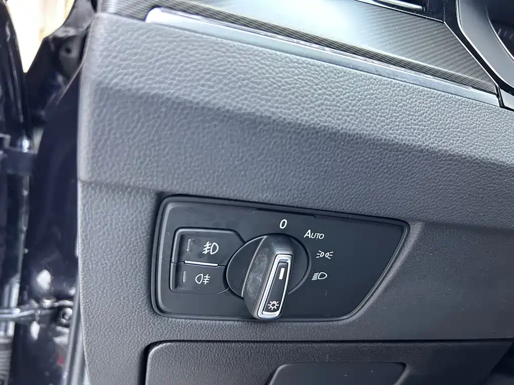 VOLKSWAGEN MAGOTAN 2020