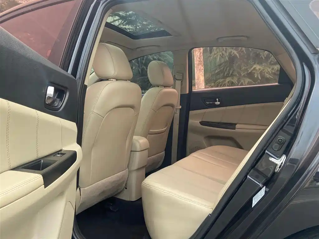 CHANGAN EADO 2014