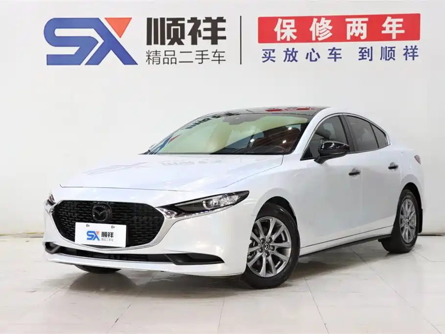 MAZDA 3 AXELA 2022