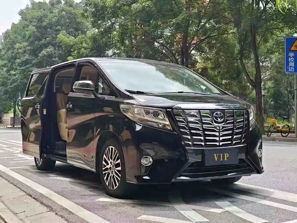 TOYOTA ALPHARD 2018