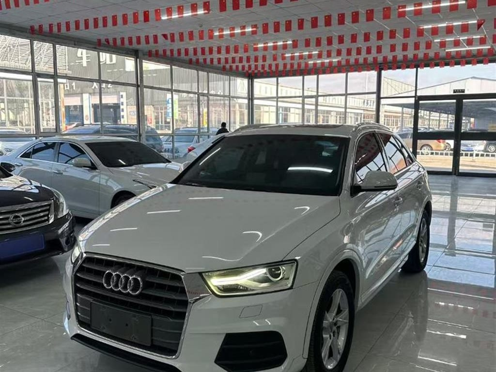 AUDI Q3 2017