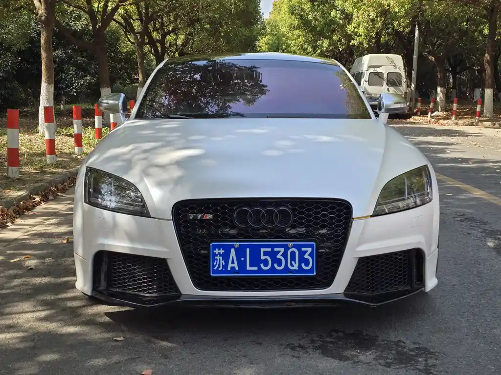 AUDI TTS
