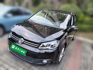 VOLKSWAGEN TOURAN 2013