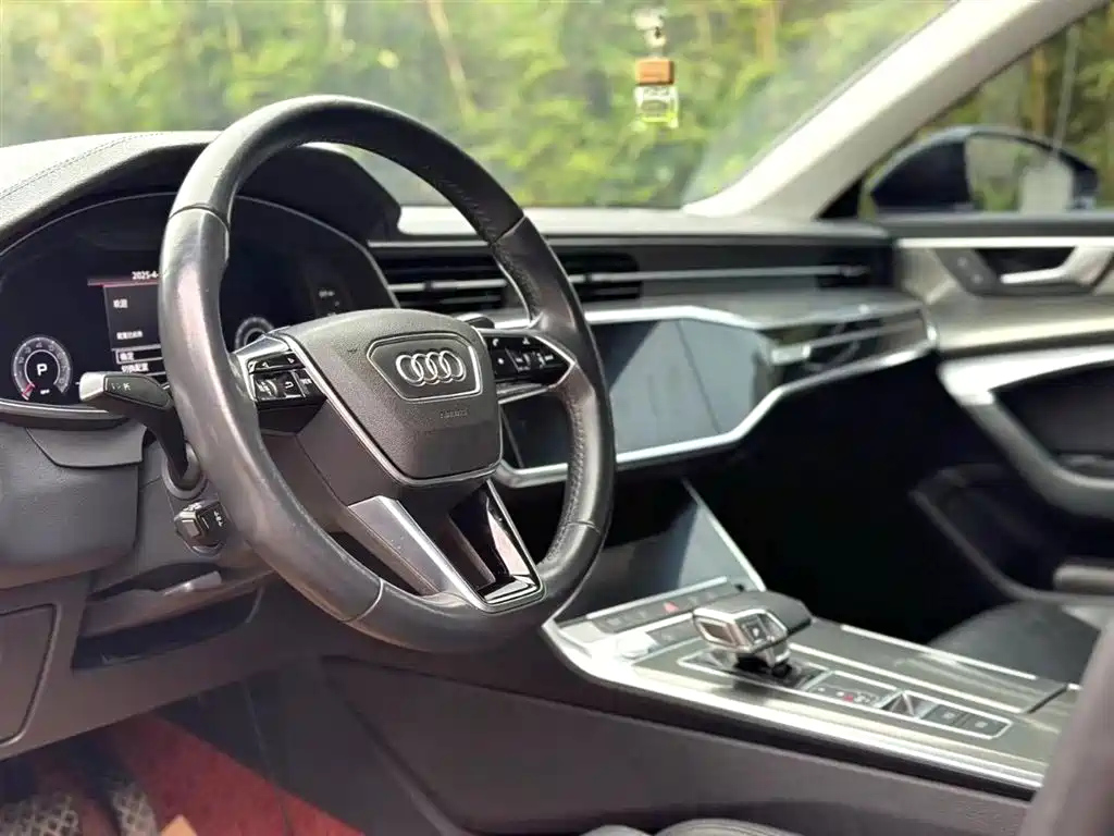 AUDI A6L 2019