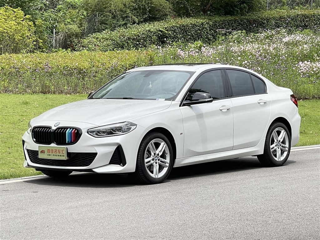 BMW 1-SERIES 2023