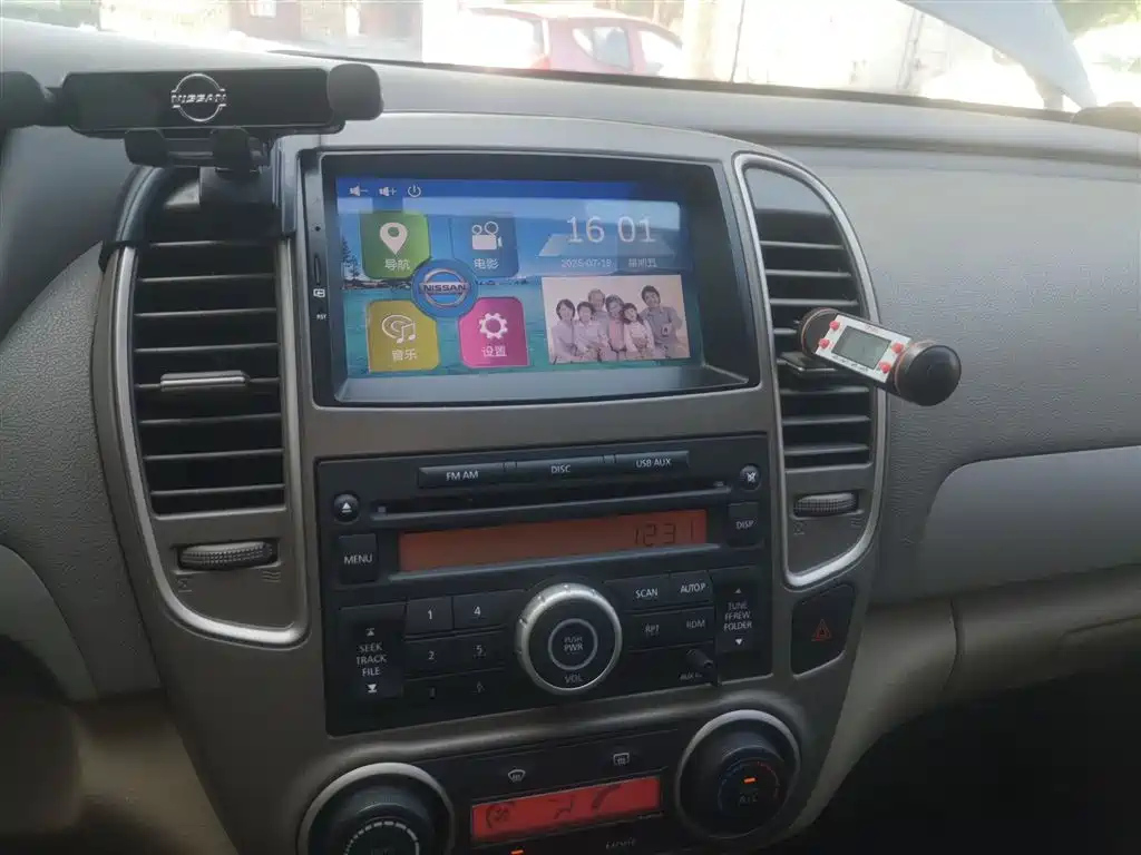NISSAN SYLPHY 2012