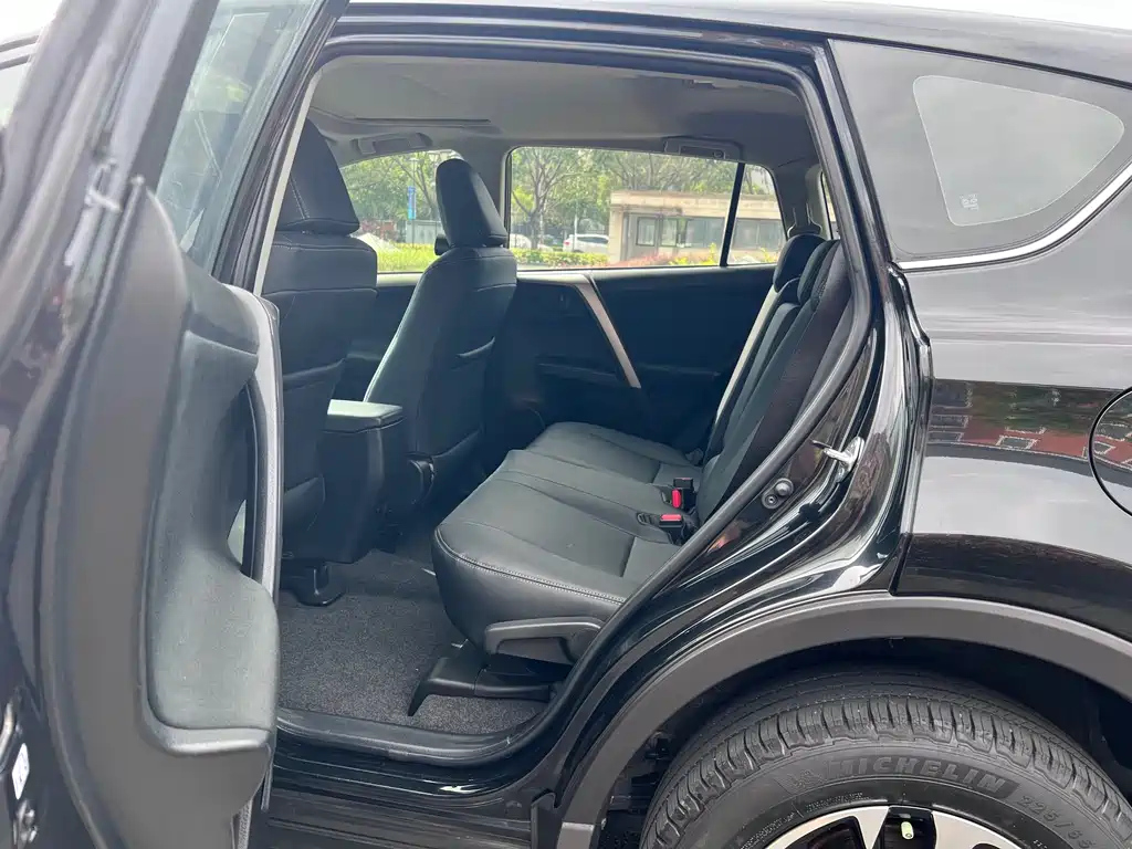 TOYOTA RAV4 RONGFANG 2019