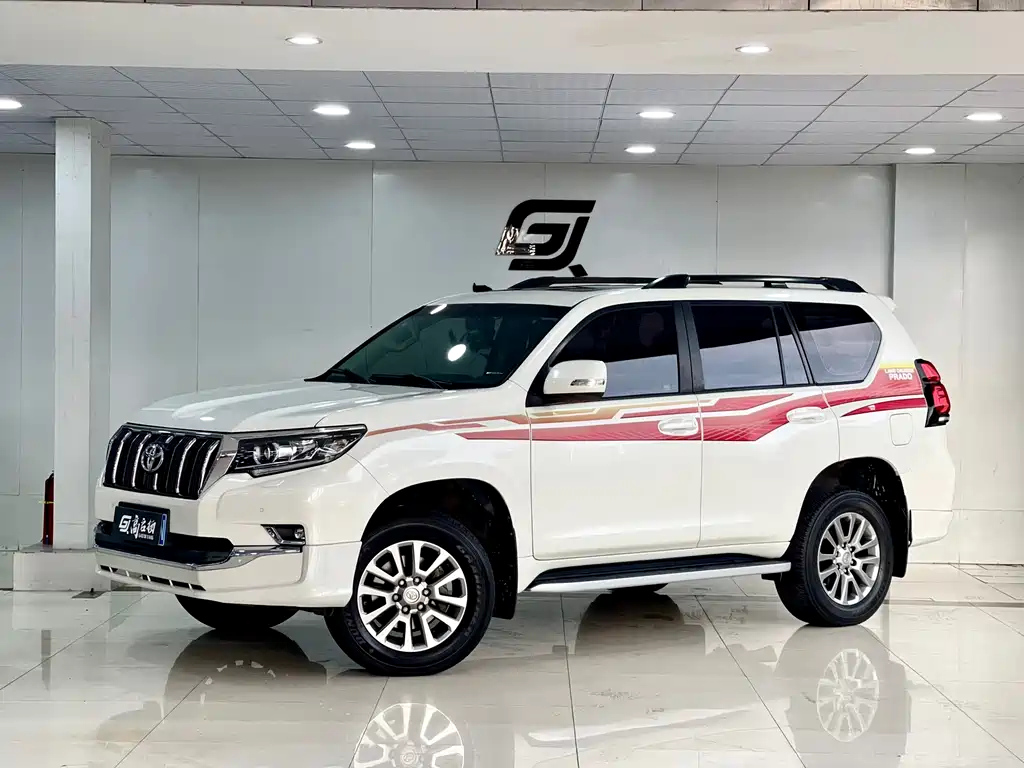 TOYOTA PRADO 2019