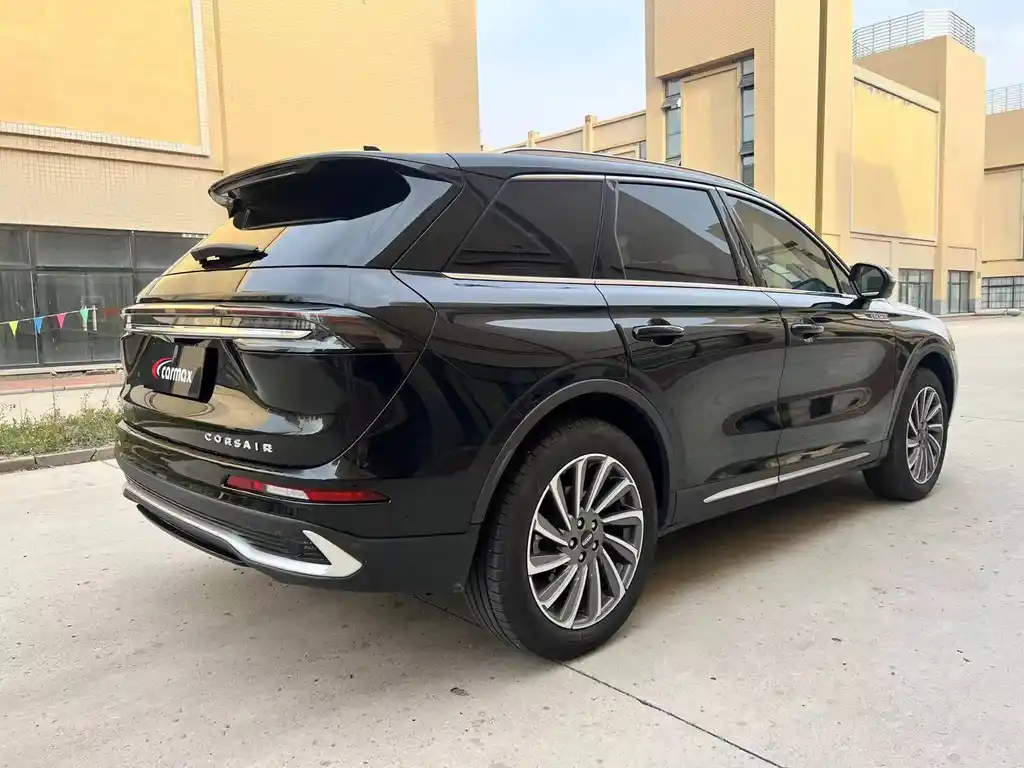 LINCOLN ADVENTURER 2023