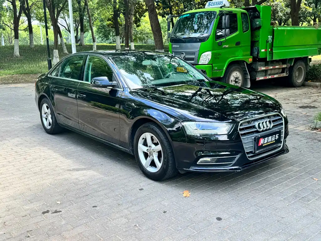 AUDI A4L 2013