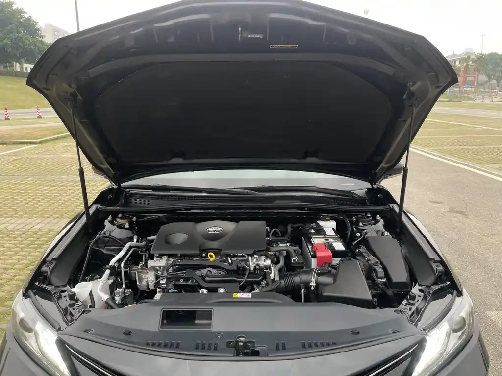 TOYOTA CAMRY 2021