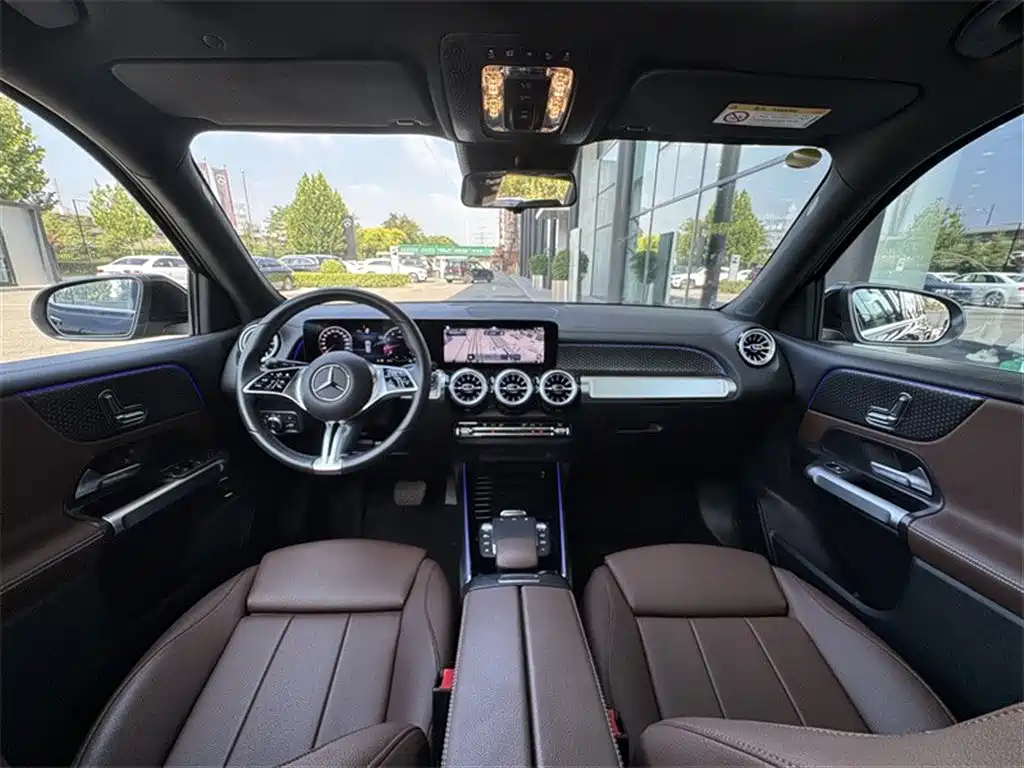 MERCEDES BENZ GLB 2024