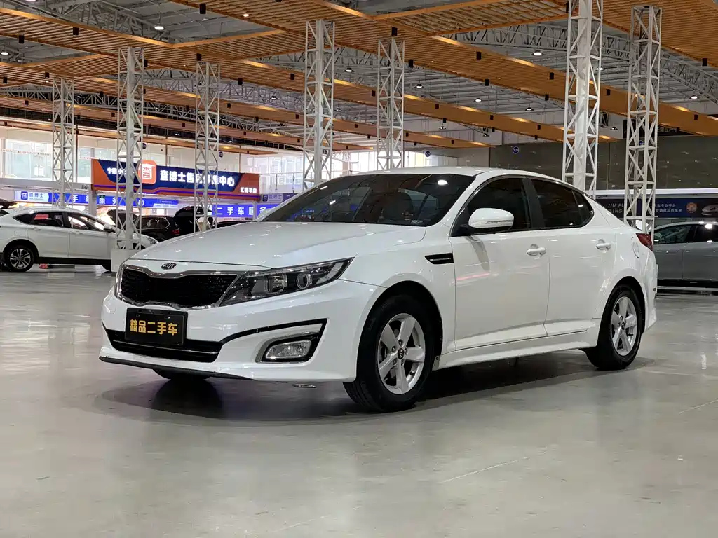 KIA K5 2015